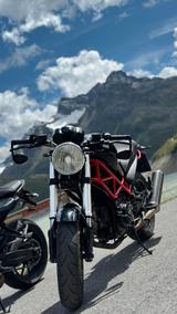 Ducati Monster 695 - DUCATI MONSTER 695