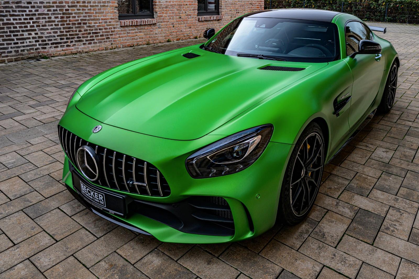 Mercedes-Benz AMG GT R