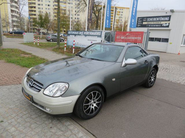 Mercedes-Benz SLK 200 Automatik FINANZIERUNG HIER MÖGLICH