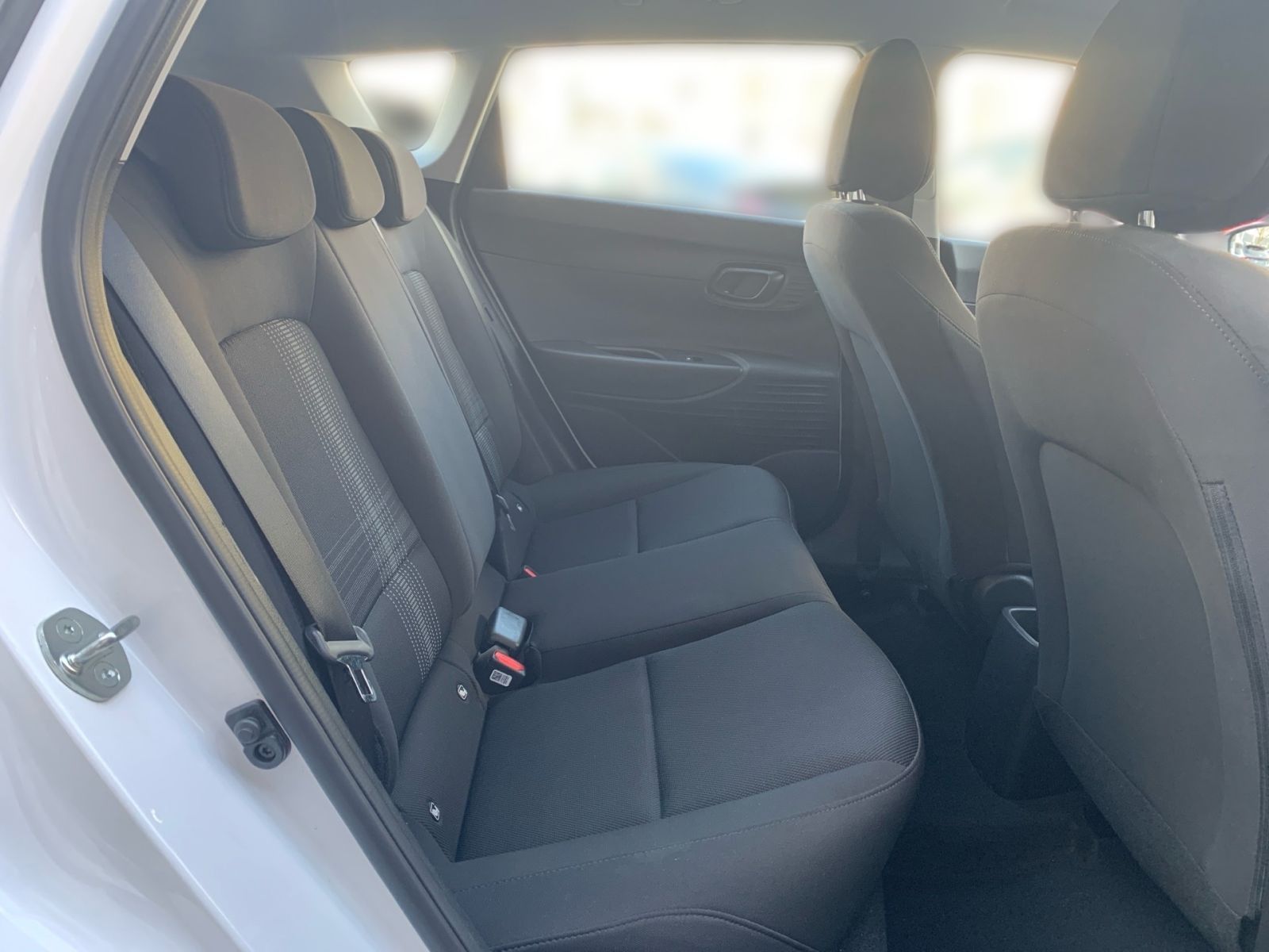 Fahrzeugabbildung Hyundai BAYON 1.0 T-GDI Select Navi Kamera