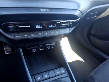 Hyundai BAYON 1.0 T-GDI Trend (90 PS) Komfort-Paket