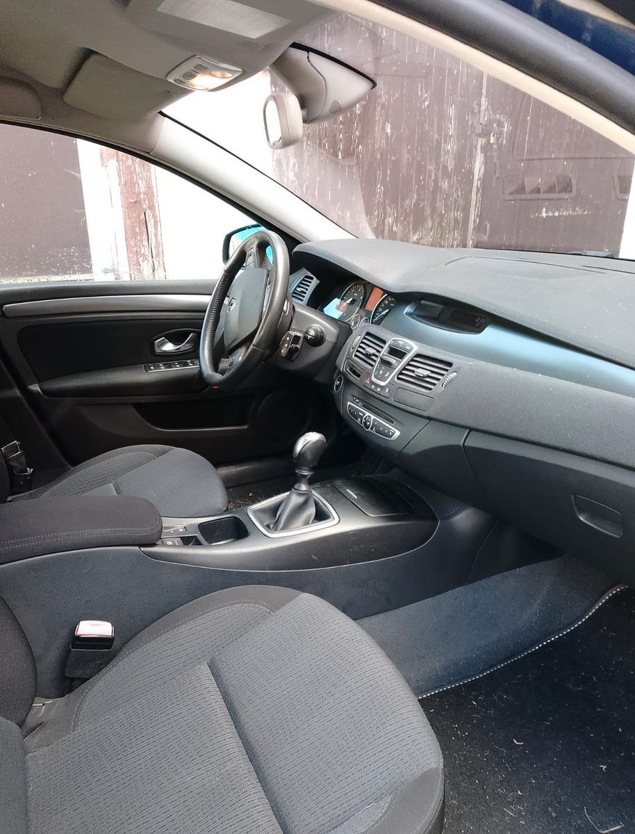 Renault Laguna 2008 — photo 7