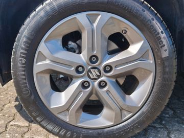 Suzuki Vitara 1.6 Comfort 4x4*AHK*Kamera*Alu*Navi*