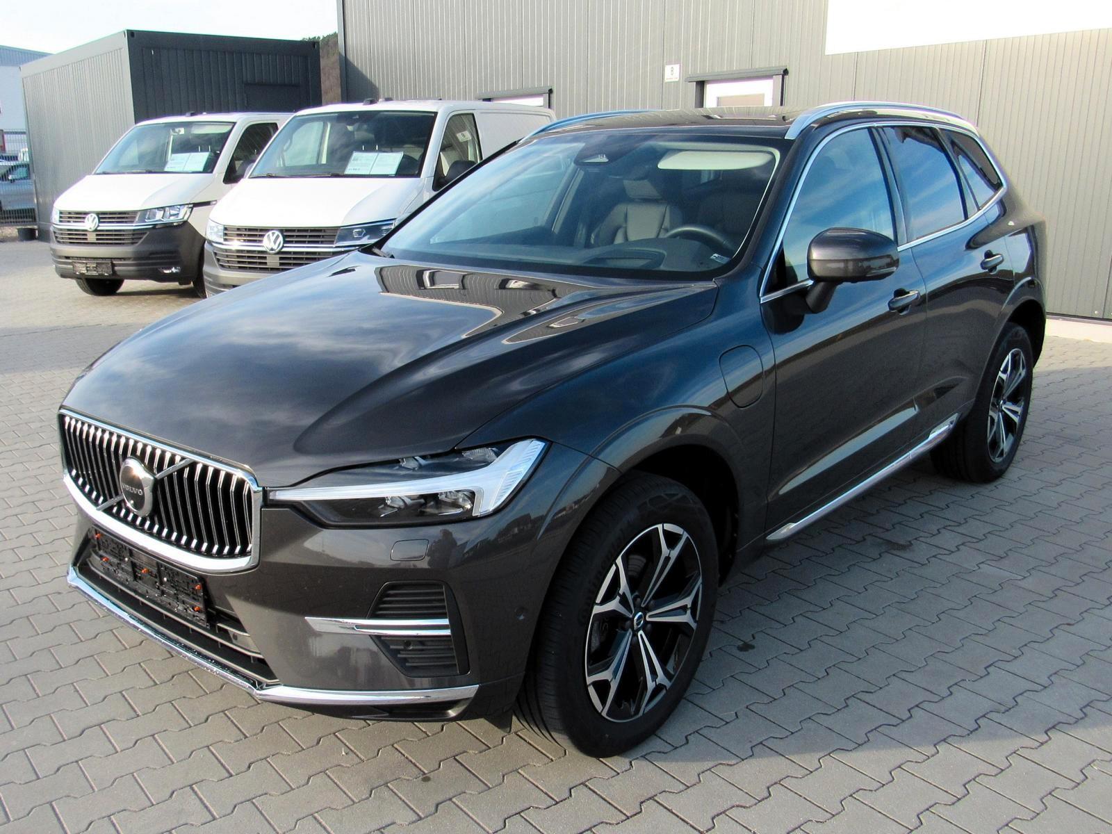 Volvo XC60 Inscription Expr. T6 AWD, Pano, AHK, Luftf.