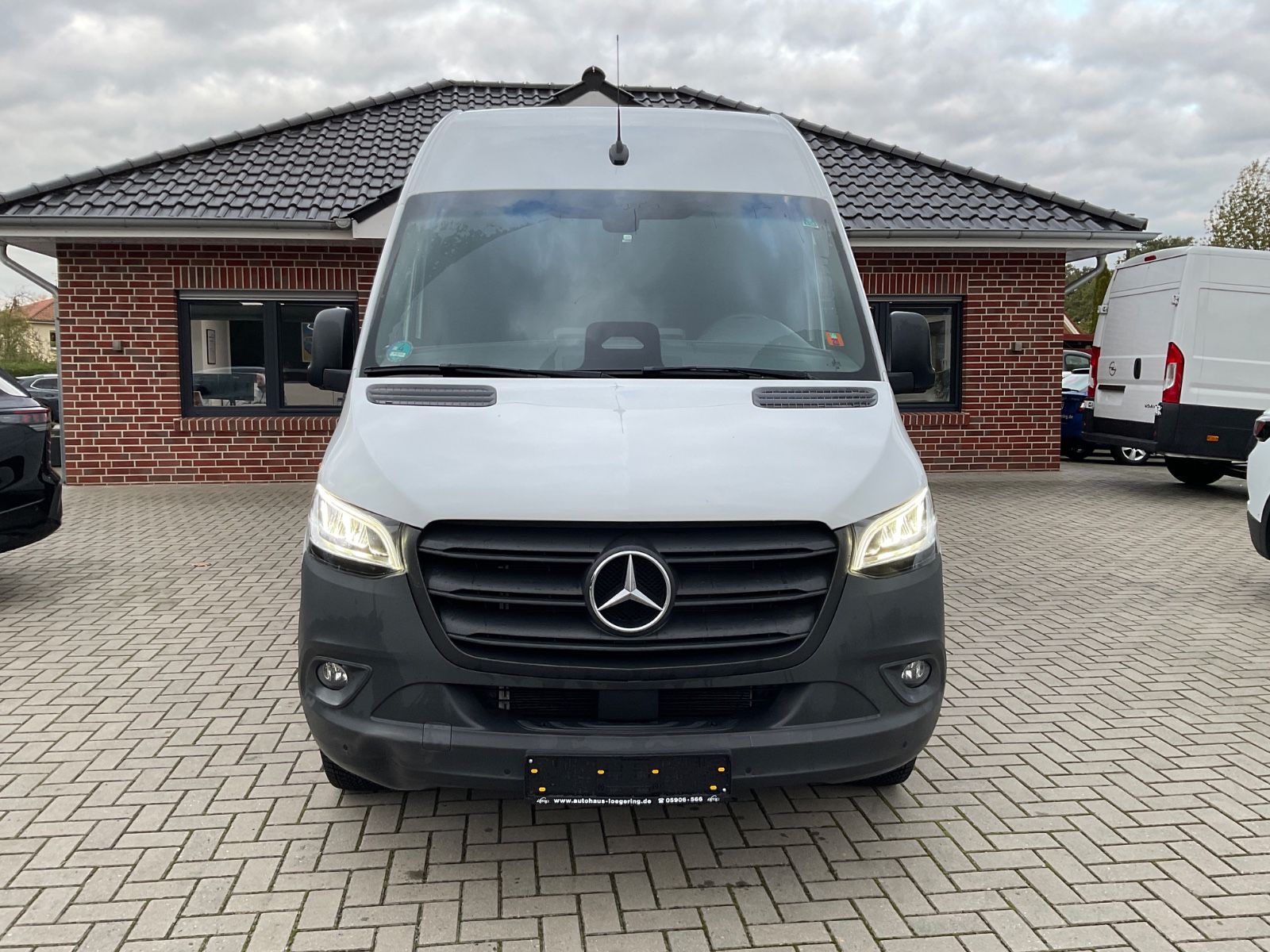 Fahrzeugabbildung Mercedes-Benz Sprinter 317 CDI,3.5T,L2 H2,Auto,Kamera,Navi,LED