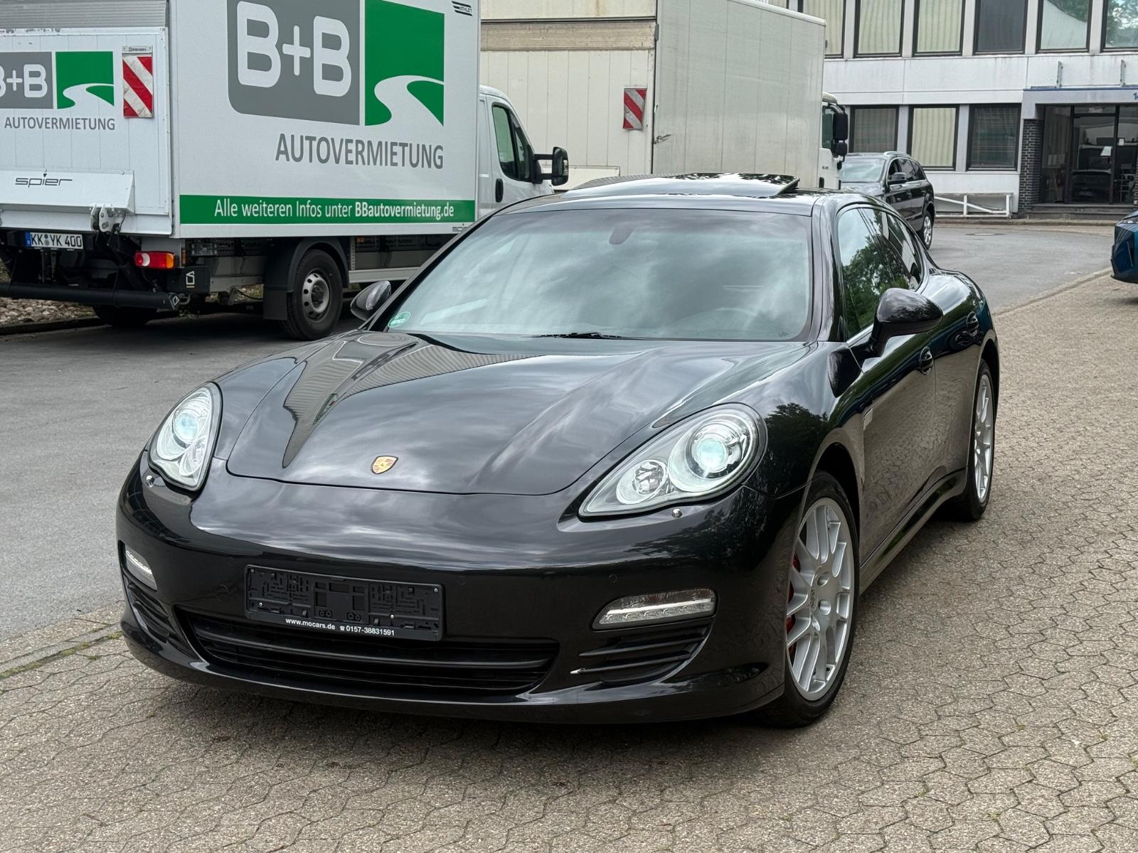 Porsche Panamera 4S Sport Chrono Paket