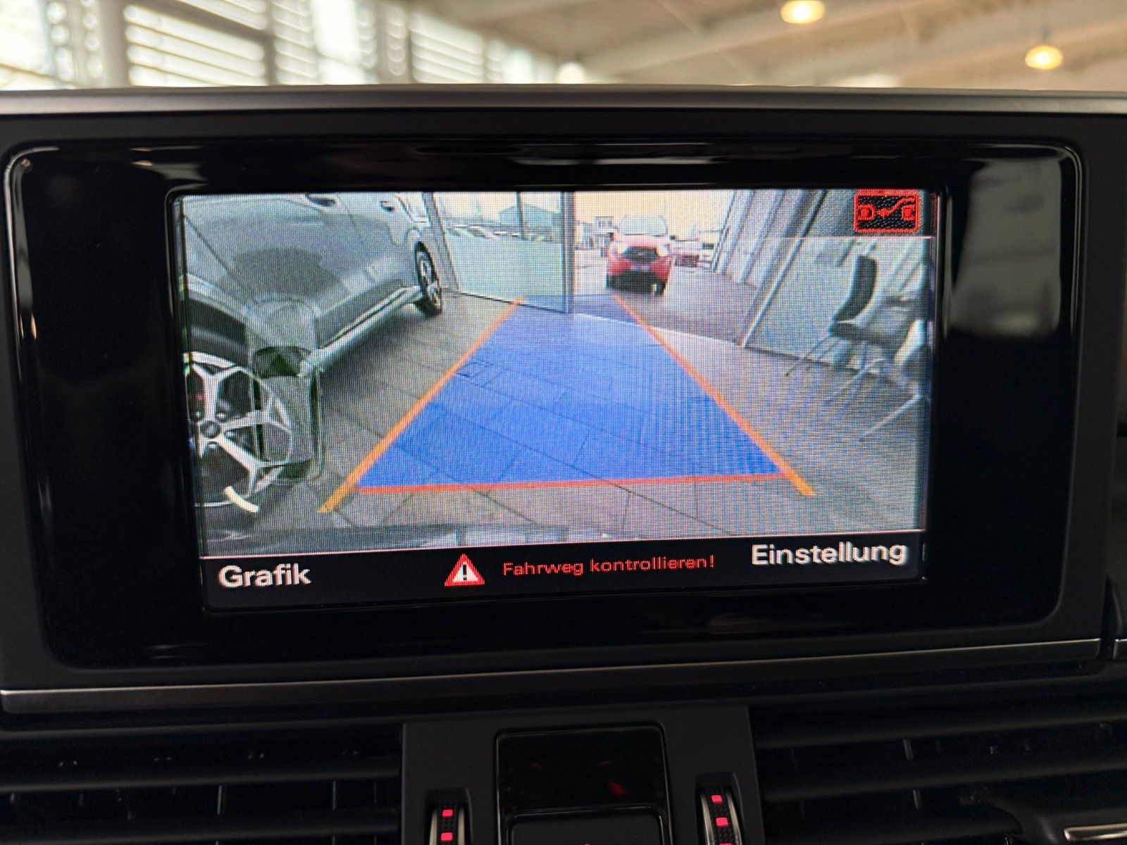 Fahrzeugabbildung Audi A6 Avant 2.0 TDI quattro S-LINE/NAVI/SPORT/Nappa