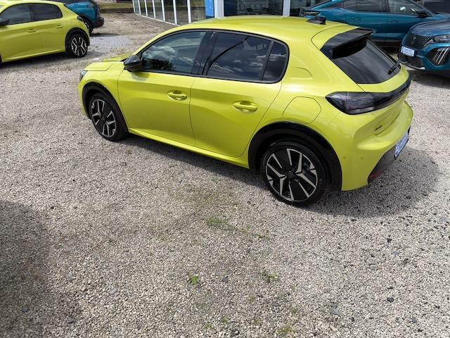 Peugeot 208 1.2 Allure 360 Grad Kamera*LM 17 -ZOLL "GT"
