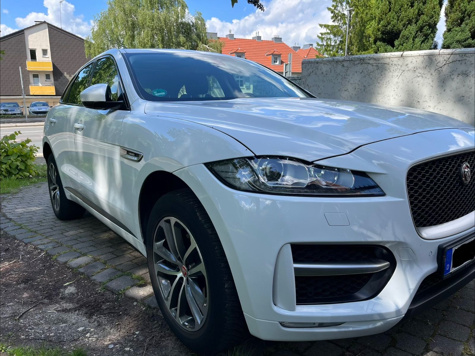 JAGUAR F-Pace