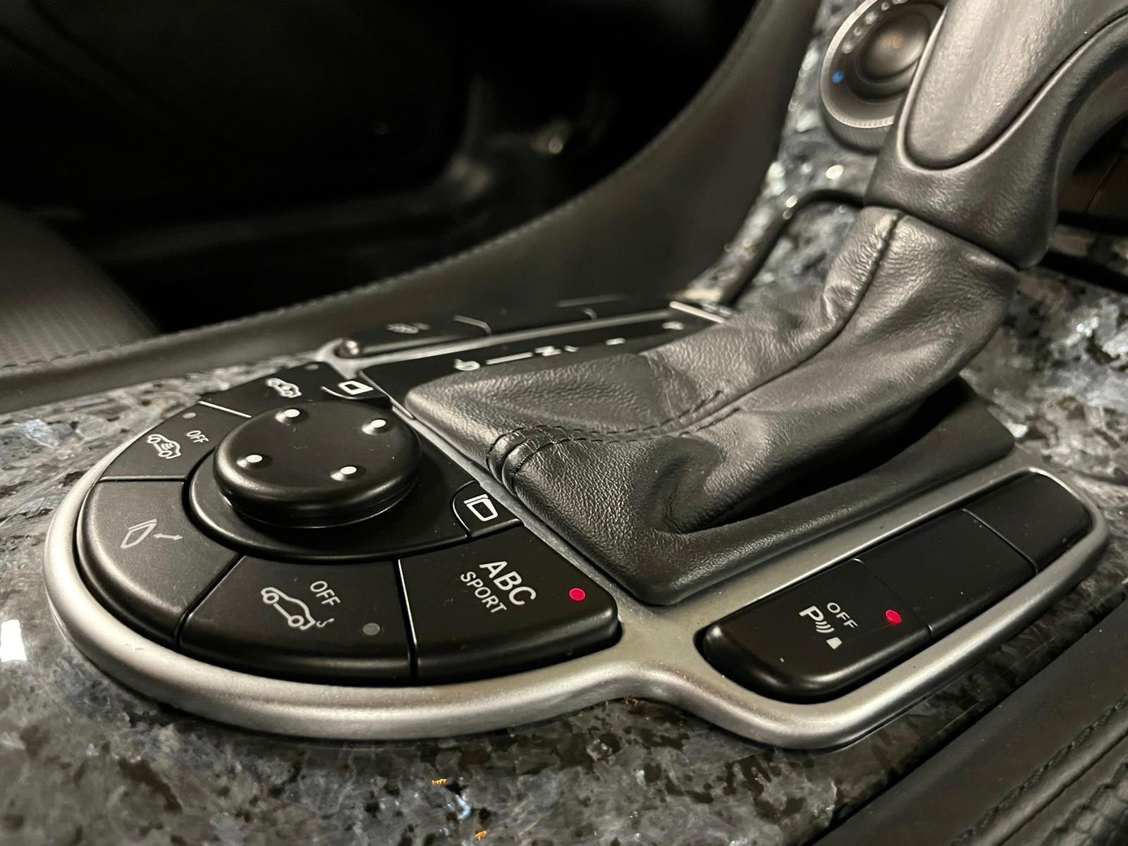 Fahrzeugabbildung Mercedes-Benz SL 55 AMG 65 BLACKSERIES KÖNIGSKLASS EINZELSTÜCK