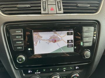 Skoda Octavia Combi Ambition *CNG*BI-XENON*TEMPOMAT