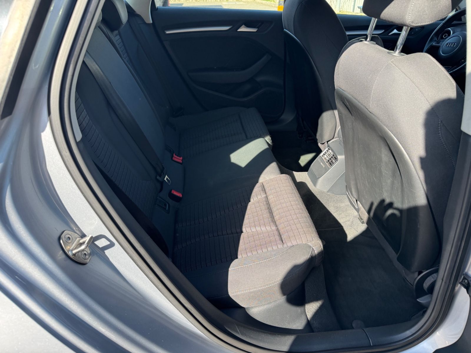 Fahrzeugabbildung Audi A3 Sportback ambition Navi+Xenon+Bluetooth