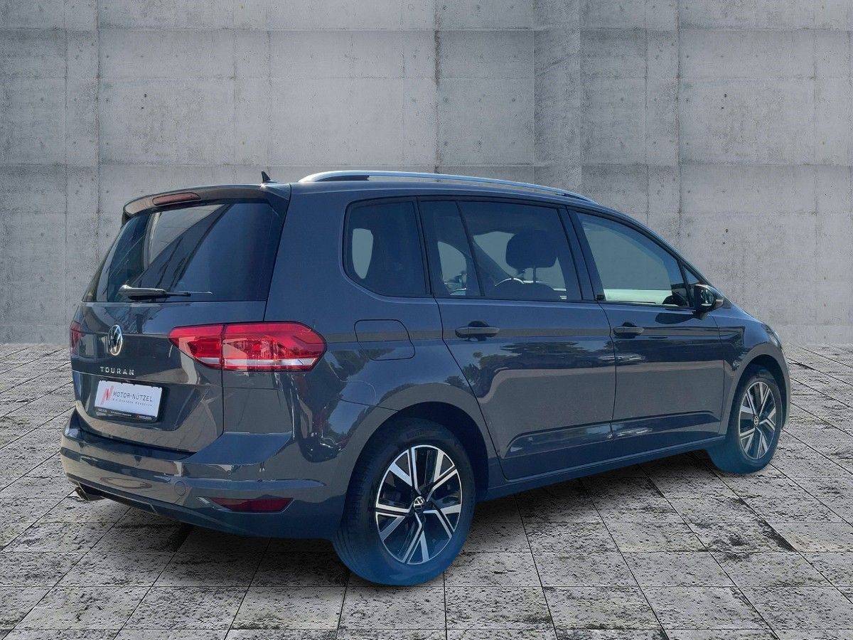 Volkswagen Touran - Bild 6