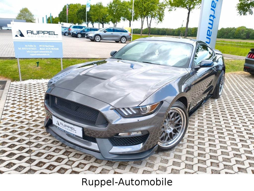 Image of Ford Mustang