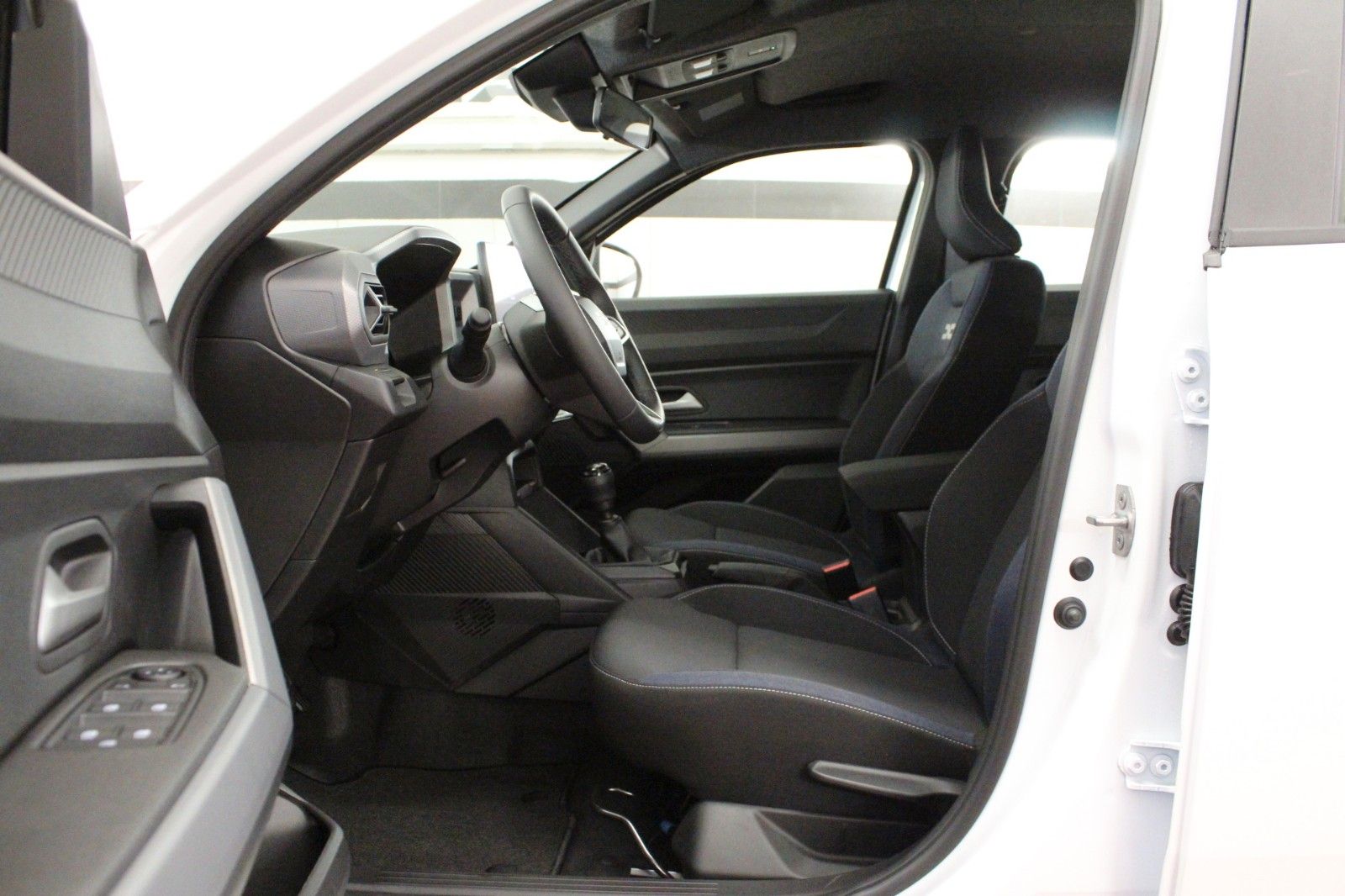 Fahrzeugabbildung Dacia Duster mild hybrid 140 Expression*Winterp.*MY 26