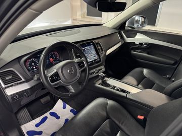 Volvo XC90 - 8