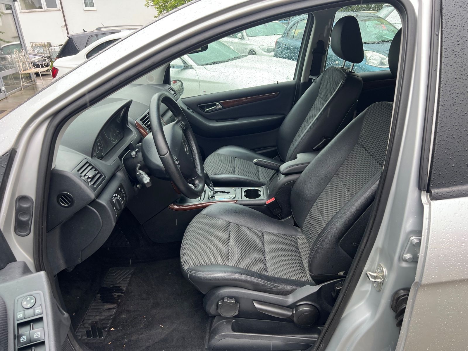 Fahrzeugabbildung Mercedes-Benz A 180 CDI ELEGANCE AUTOMATIK GETRIEBE NOTLAUF