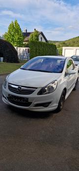 Opel Corsa D 1.2 OPC Line Benzin / LPG Neu TÜV Weiß  - Opel Corsa: Limousine, Opc D