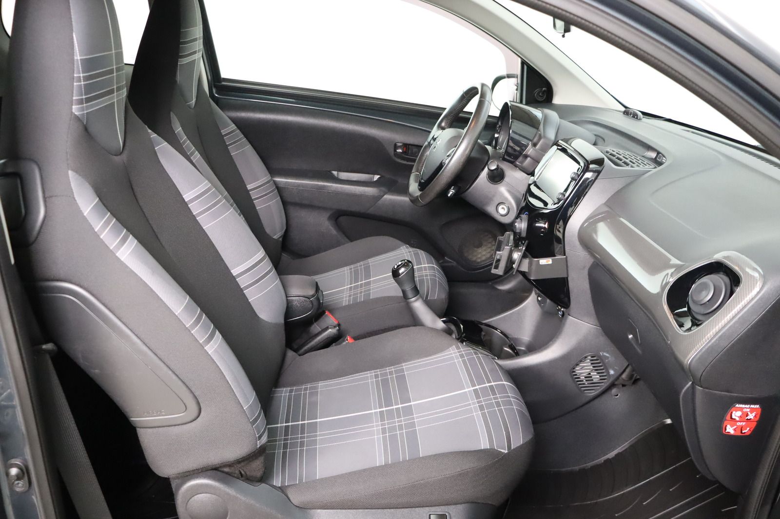 Fahrzeugabbildung Peugeot 108 TOP * Service + HU/AU neu * Pano * RFK Style