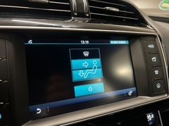 JAGUAR XE 2.0 d / R-Sport / 1.H / NUR. 89.tKM/ GARANTIE