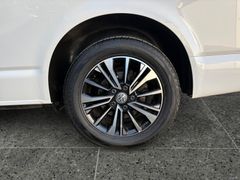 Fahrzeugabbildung Volkswagen T6.1 Multivan 150 PS STANDHZG ASSIST AHK ACC NAV