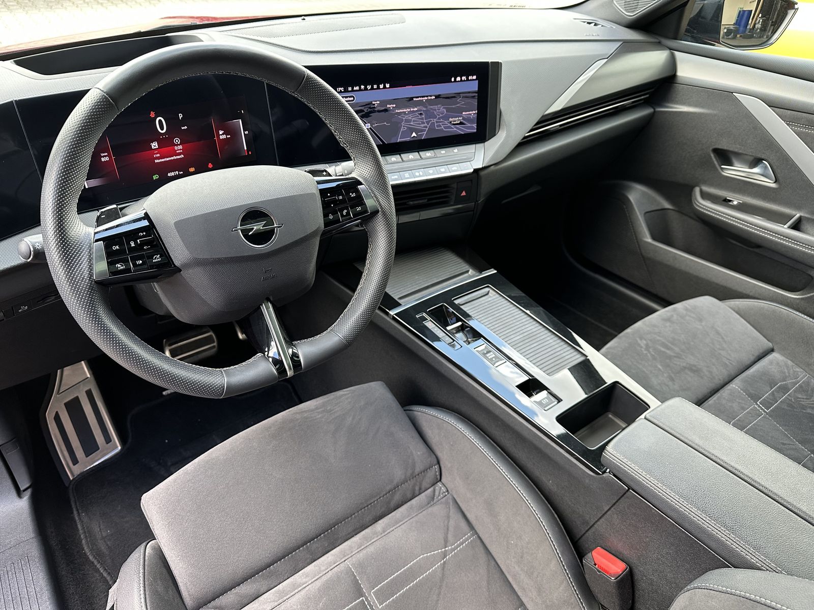 Fahrzeugabbildung Opel Astra ST 1.5 D AT GS-Line+NAV+LED+PANO+KAM+HUD