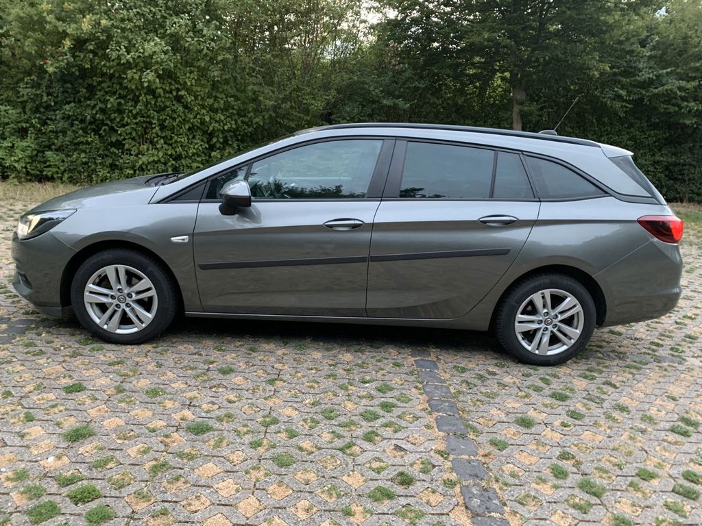 Image of Opel Astra