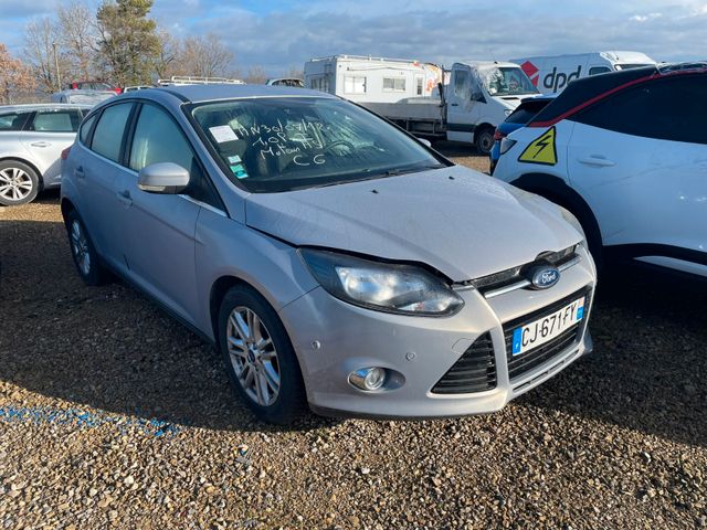 Ford Focus III 1.0 SCTi 125 / CJ671