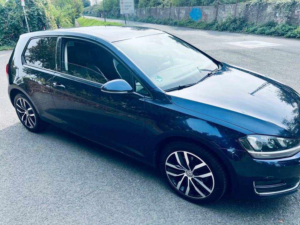 Image of Volkswagen Golf
