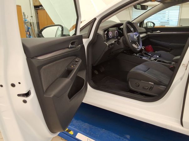 Volkswagen Golf - Bild 7