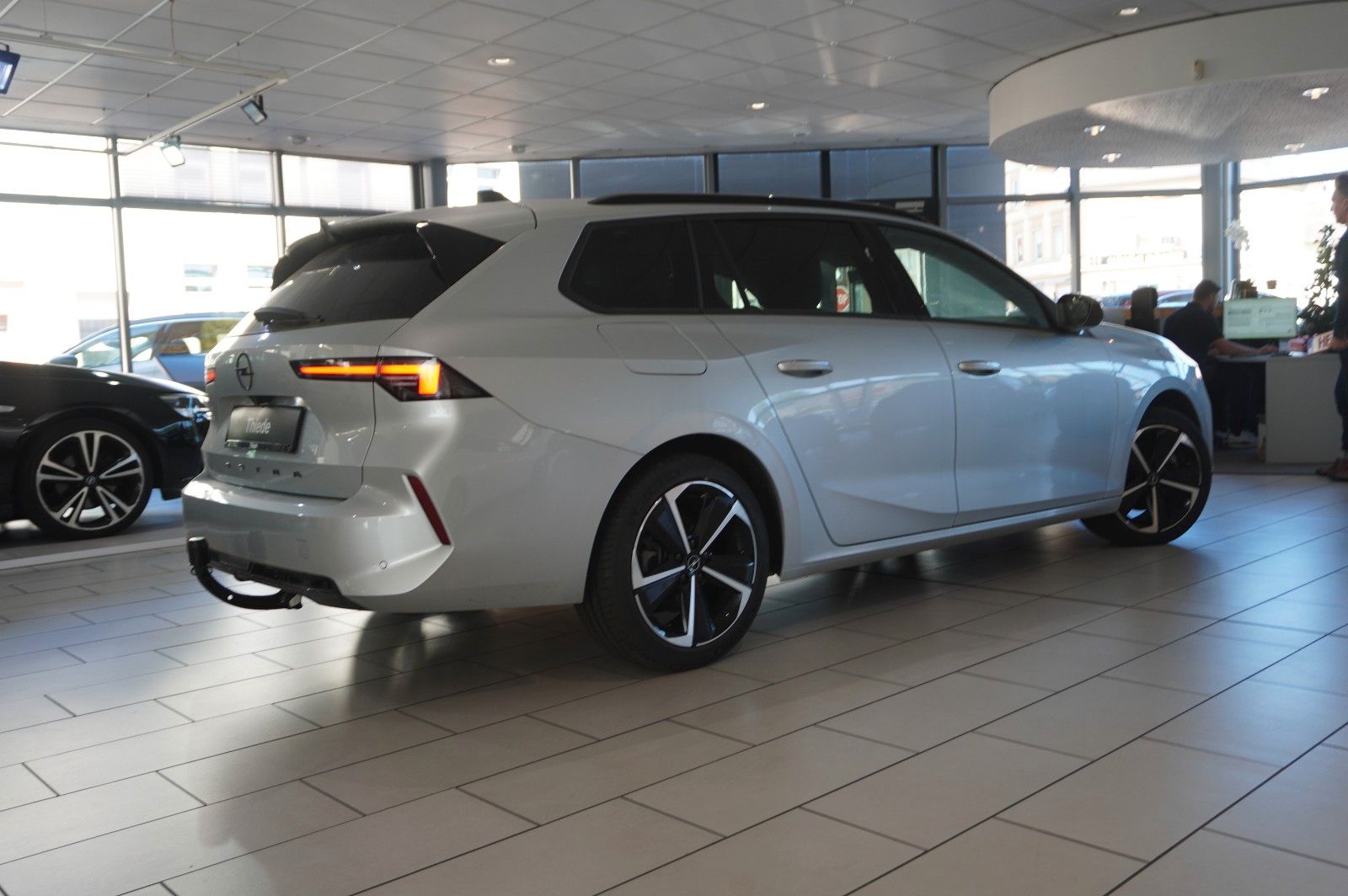 Fahrzeugabbildung Opel Astra L ST 1.2T GS SPORT NAVI/LED/360° /SPORT/SH