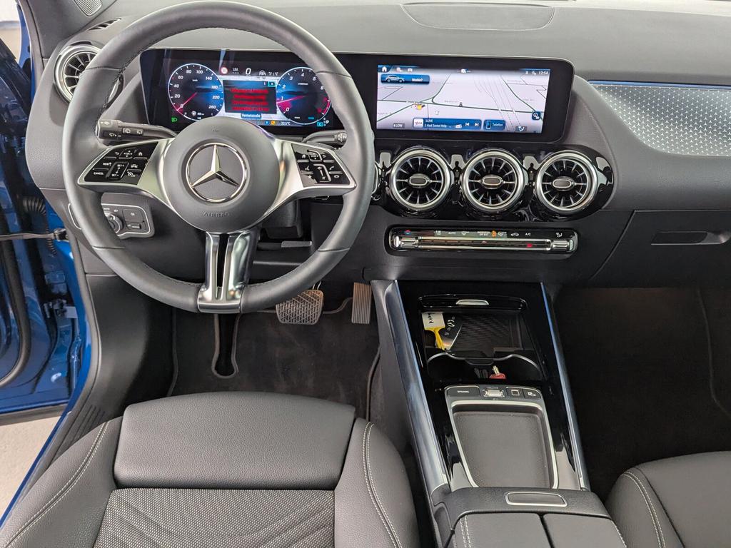 Mercedes-Benz GLA 220