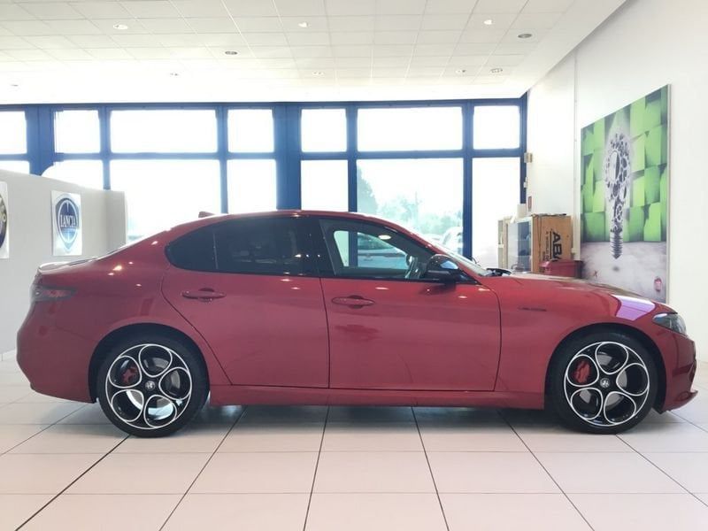 Alfa Romeo Giulia 2.2 TD 210cv Veloce AT8 Q4 MY2 imagem 2