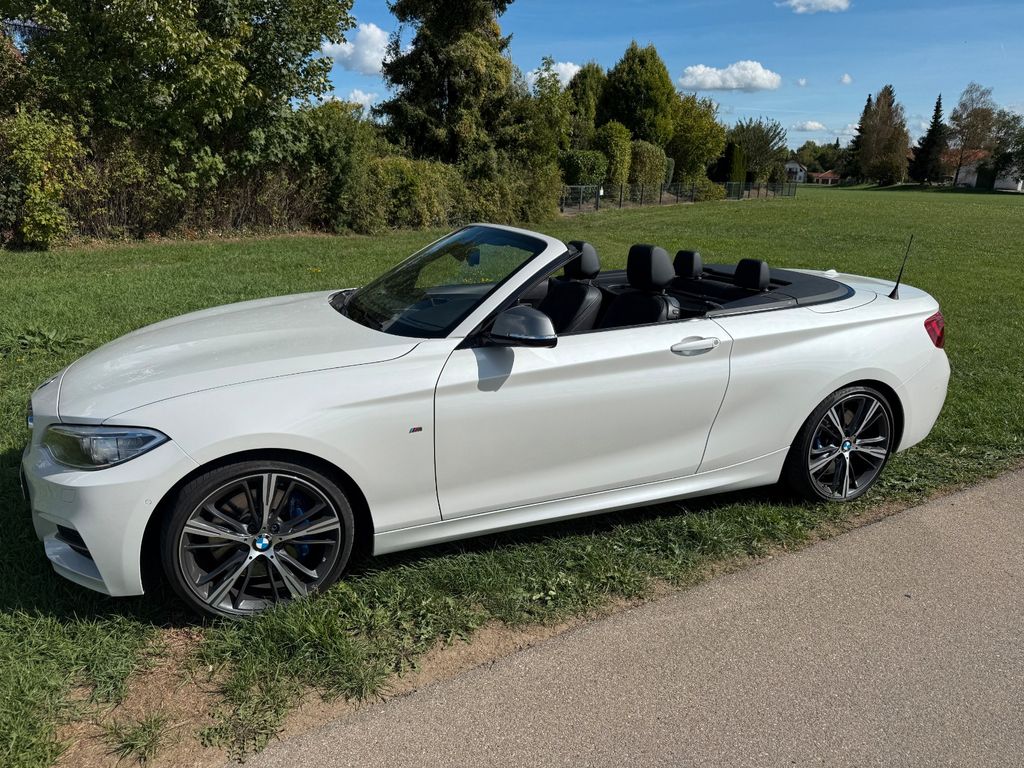 Image of BMW M235