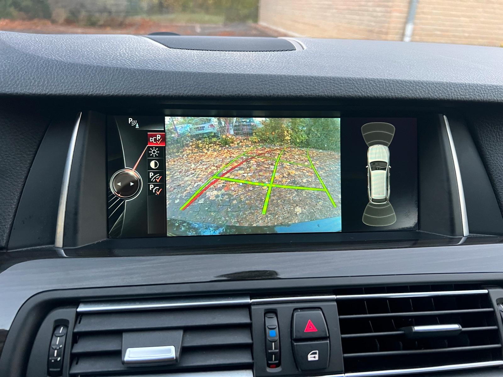 BMW 530 2013 — photo 26