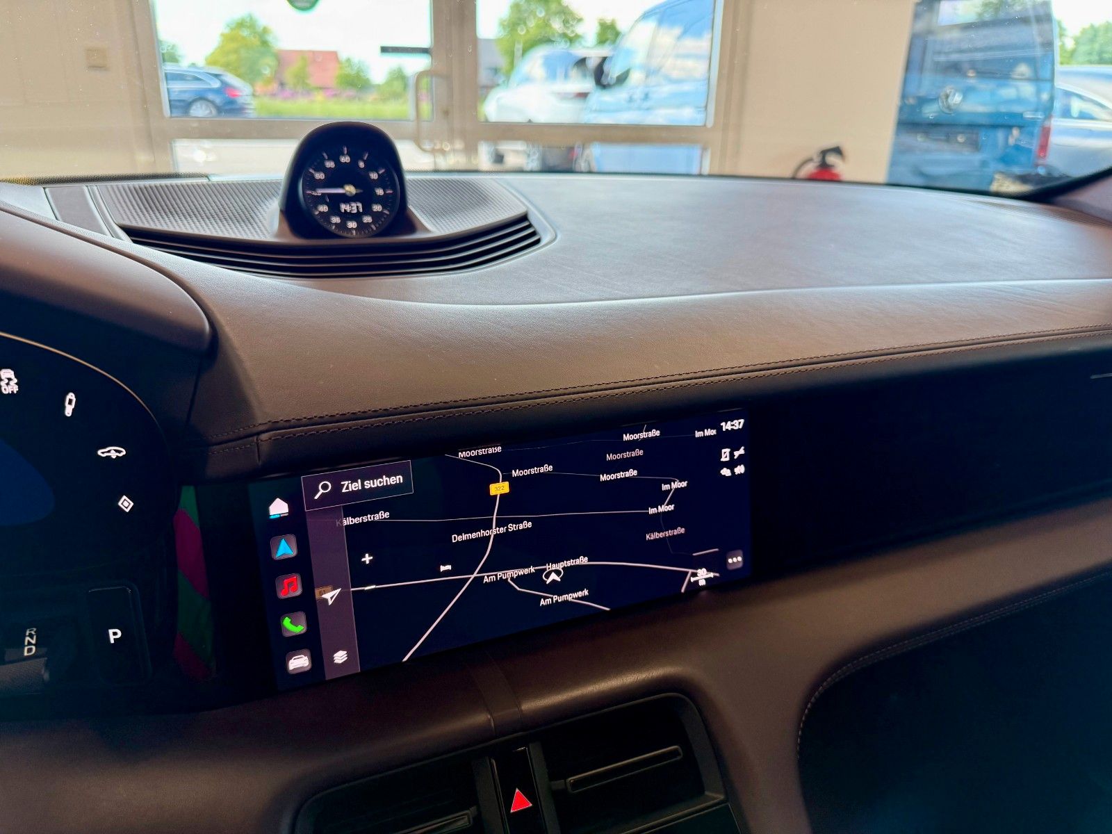Fahrzeugabbildung Porsche Taycan Performance/HeadUP/SportDesign/APPROVED