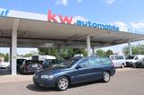 Volvo V70 Kombi D5 AWD Momentum,Xenon,Leder,Navi,AHK - Volvo V70 mit Diesel-Antrieb: Awd