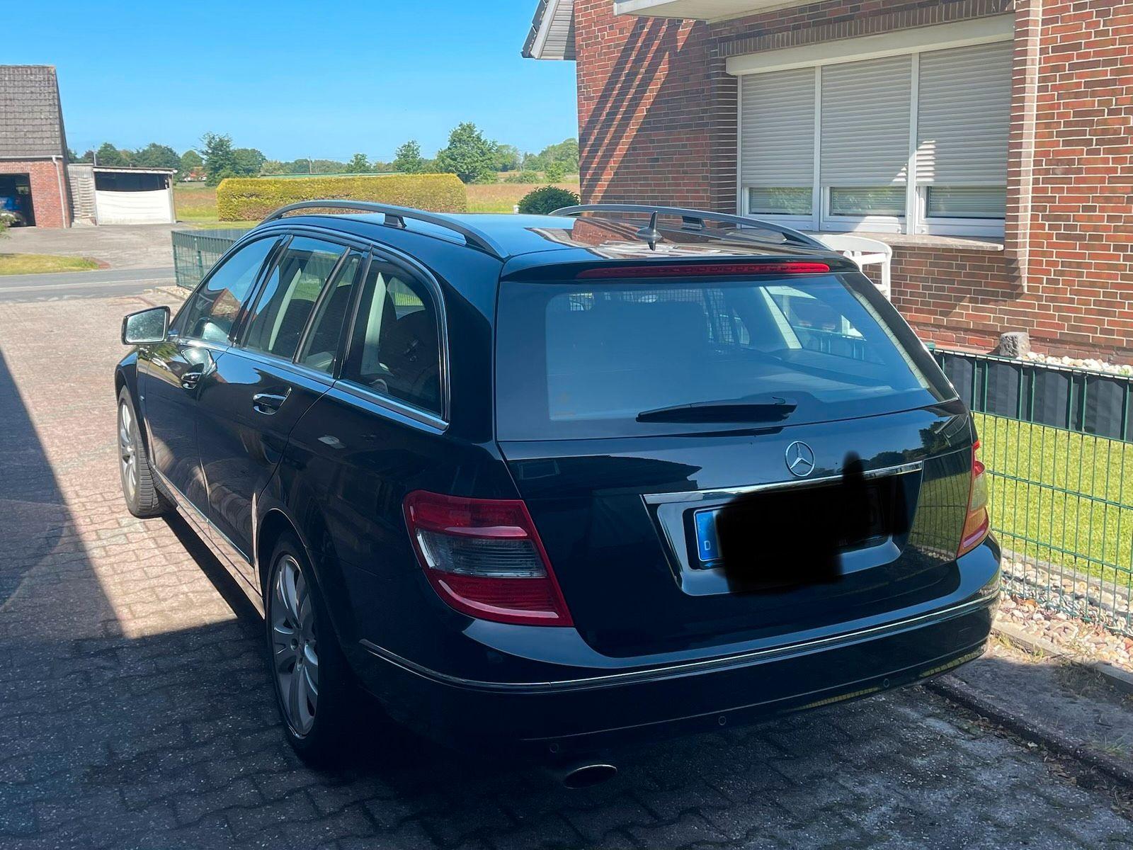 Mercedes-Benz C250 2009 — photo 7