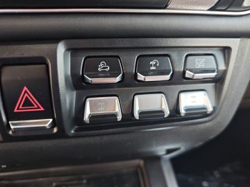 Bild 20 DFSK Andere 212 Seilwinde, Suchscheinwerfer el. Trittbretter