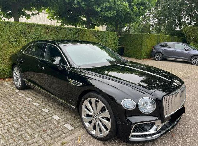 Bentley FlyingSpur 6.0 W12 First Edition Mulliner FondTV