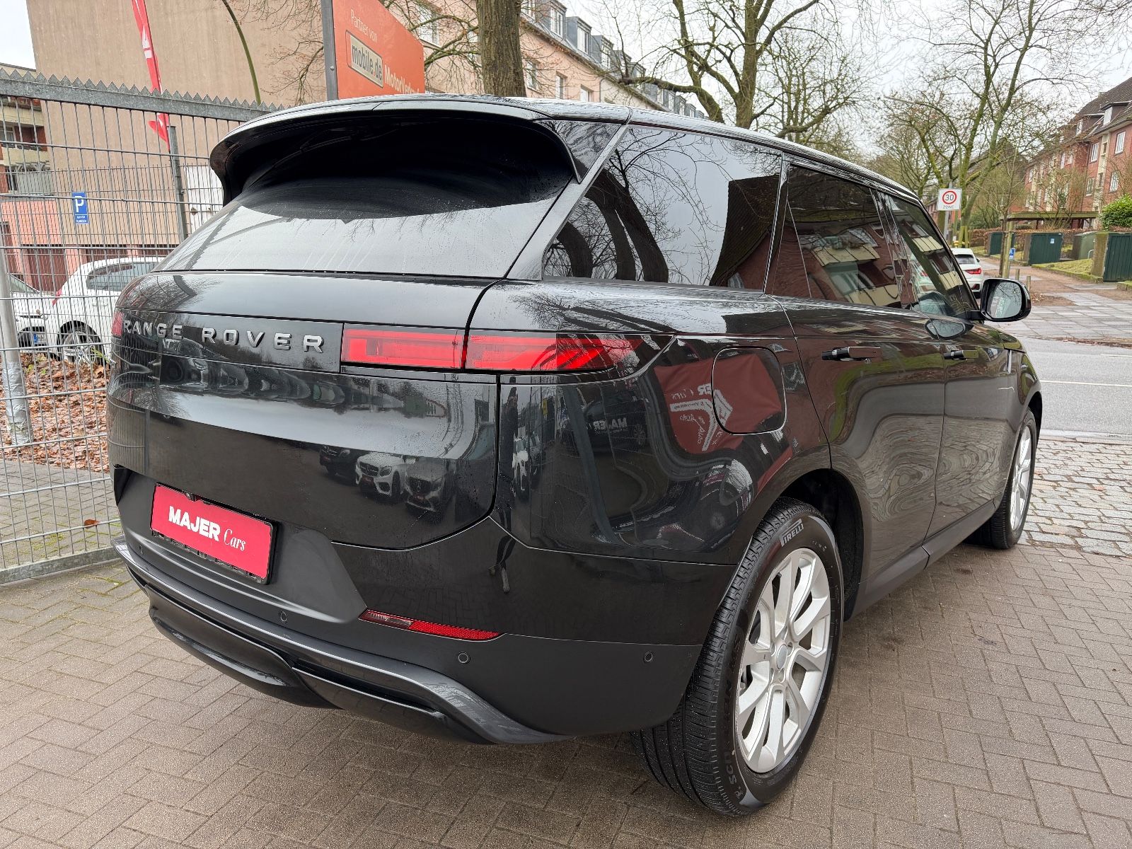 Fahrzeugabbildung Land Rover Range Rover Sport SE*HEADUP*LED*MERIDIAN*MEMORY