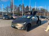 Tesla  Maximale Reichweite plus, Flügeltür - Tesla Model X von privat