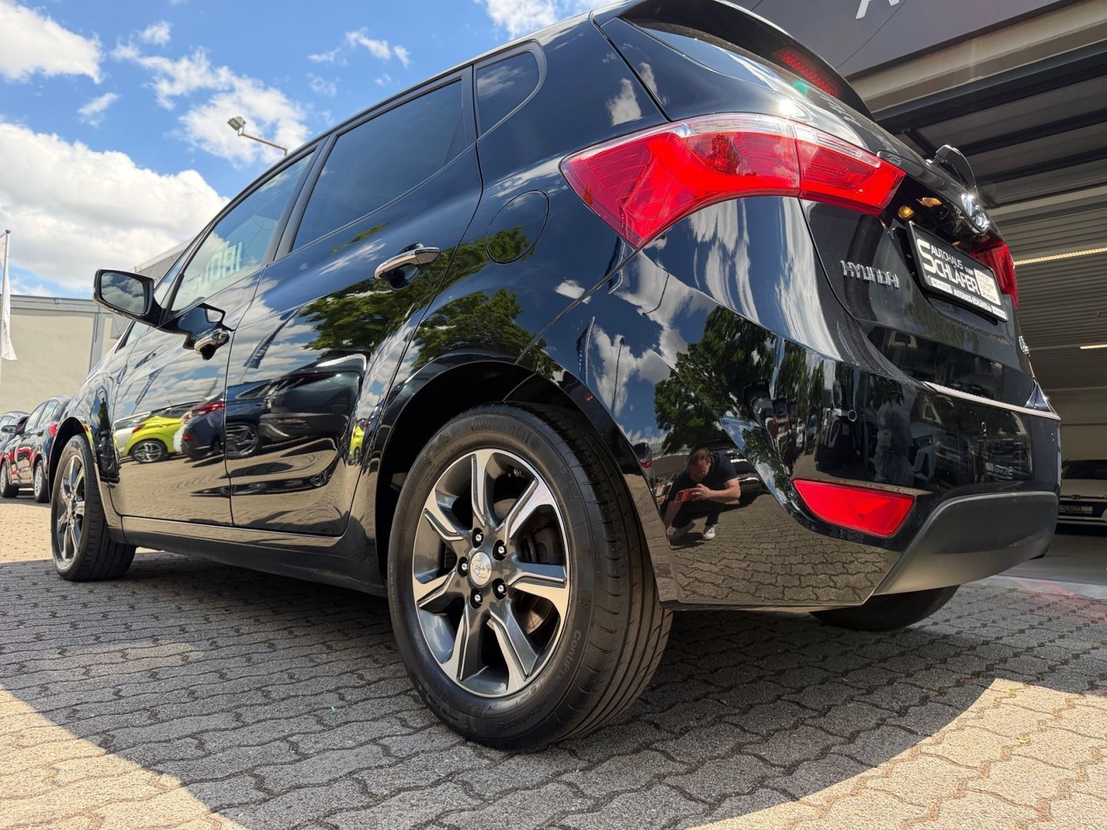 Fahrzeugabbildung Hyundai ix20 1.6 Automatik Space Plus Navi