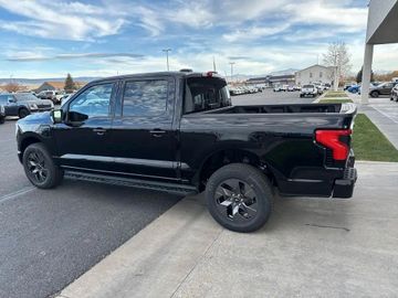 Ford F 150 Lightning Lariat gr. Batterie im Vorlauf