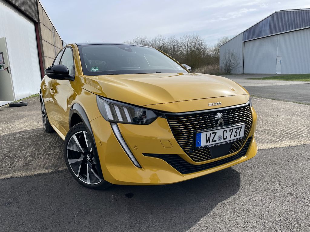 Image of Peugeot e-208