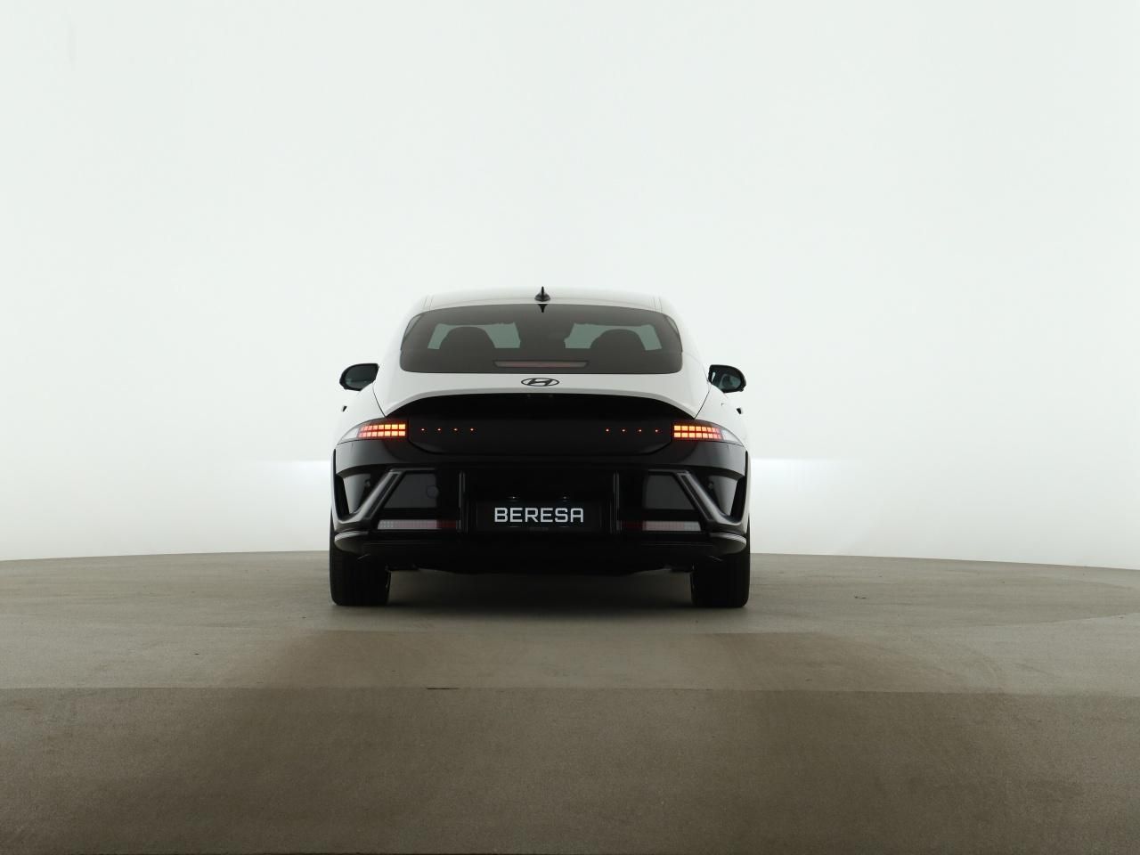 Hyundai IONIQ 6 – Bild 6