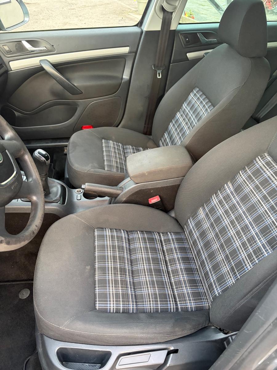 Skoda Octavia 2012 — photo 14