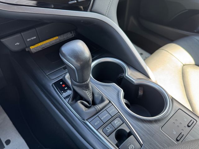 Toyota Camry  Hybrid Executive