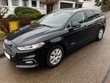 Ford Mondeo 2,0 Hybrid Titanium AHK , - Ford Mondeo Titanium mit Hybrid-Antrieb (Benzin/Elektro)
