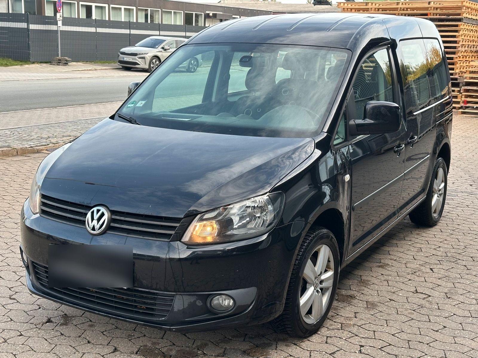 Volkswagen Caddy 2012 — interior